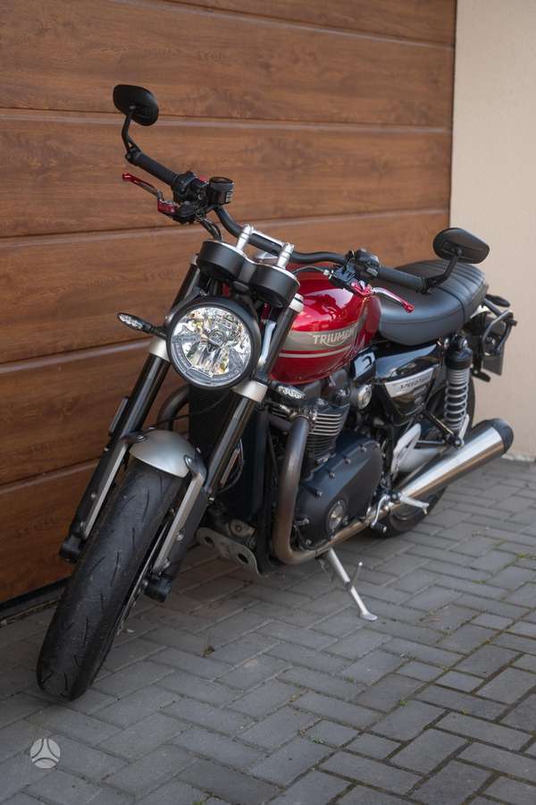 Triumph Speed Twin 1200cc, street / classic
