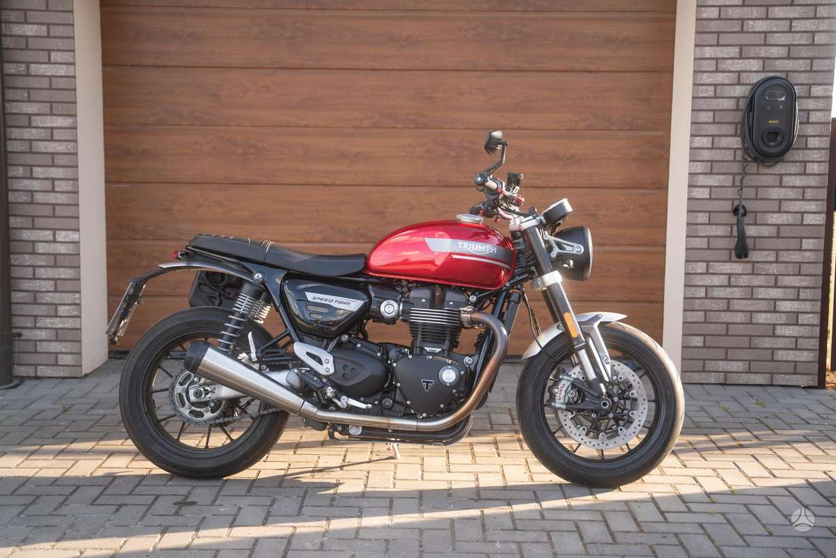 Triumph Speed Twin 1200cc, street / classic