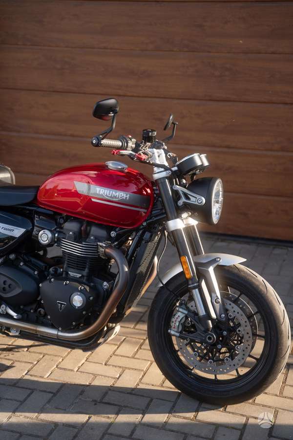 Triumph Speed Twin 1200cc, street / classic