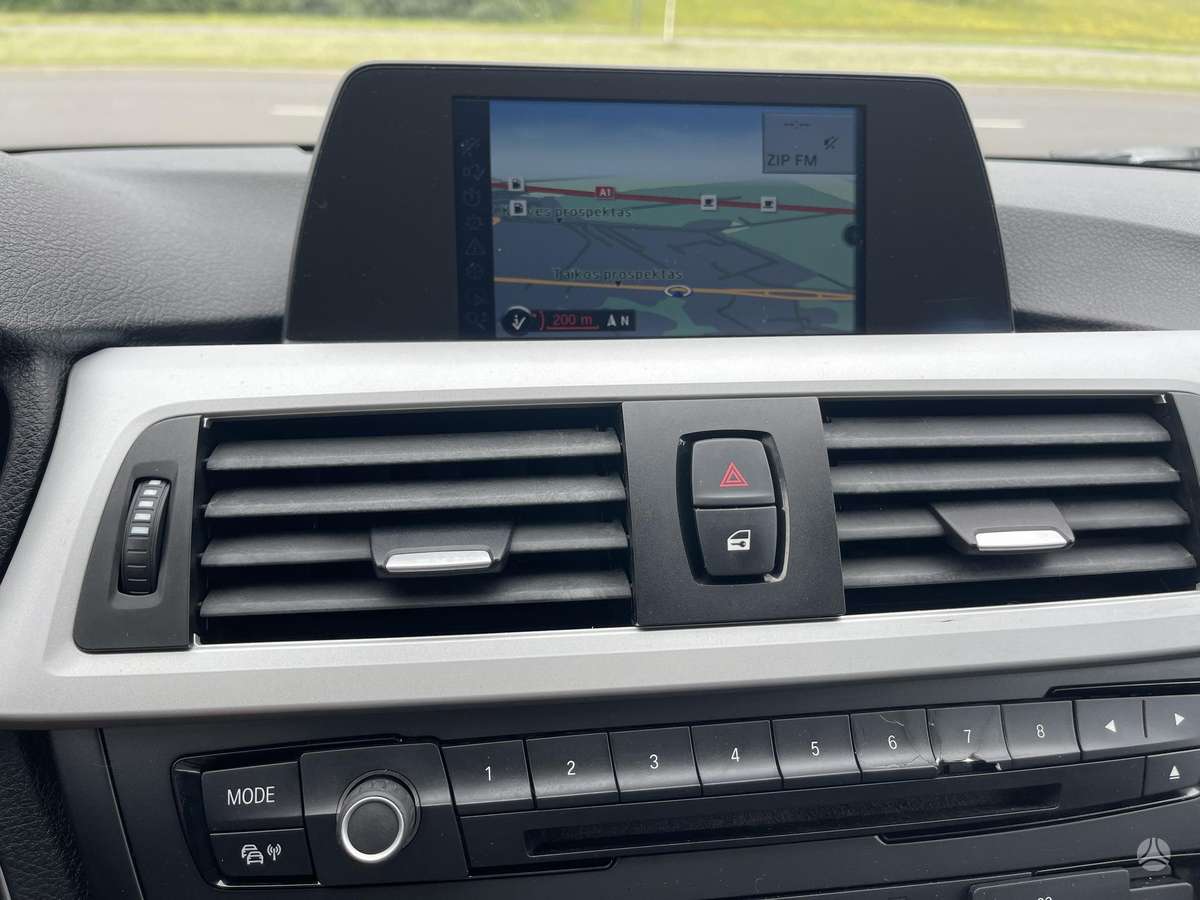 BMW 320, 2.0 l., Седан