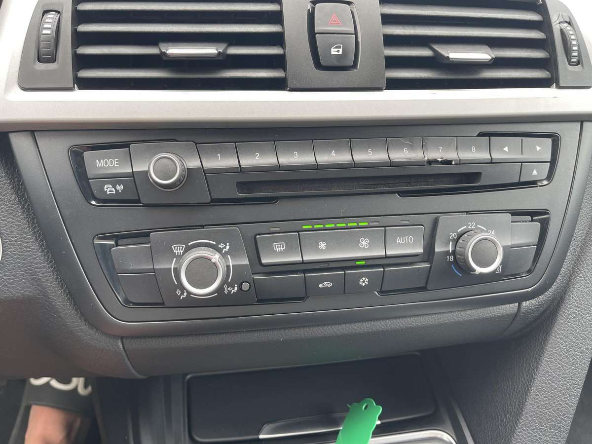 BMW 320, 2.0 l., Седан