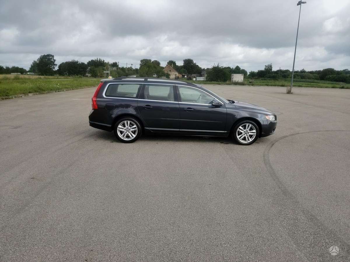 Volvo V70, 2.0 l., Универсал