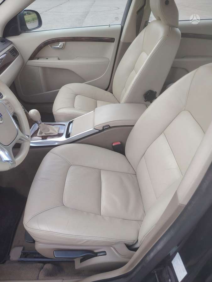 Volvo V70, 2.0 l., universalas