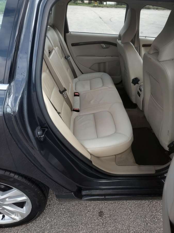 Volvo V70, 2.0 l., Универсал