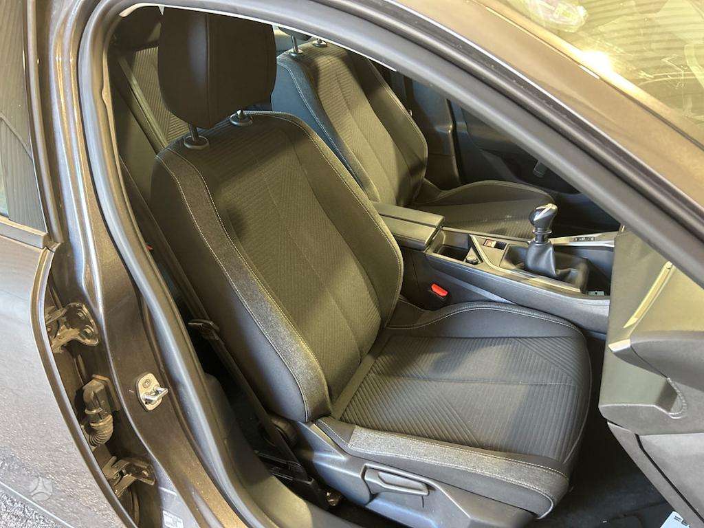Peugeot 308, 1.2 l., Универсал