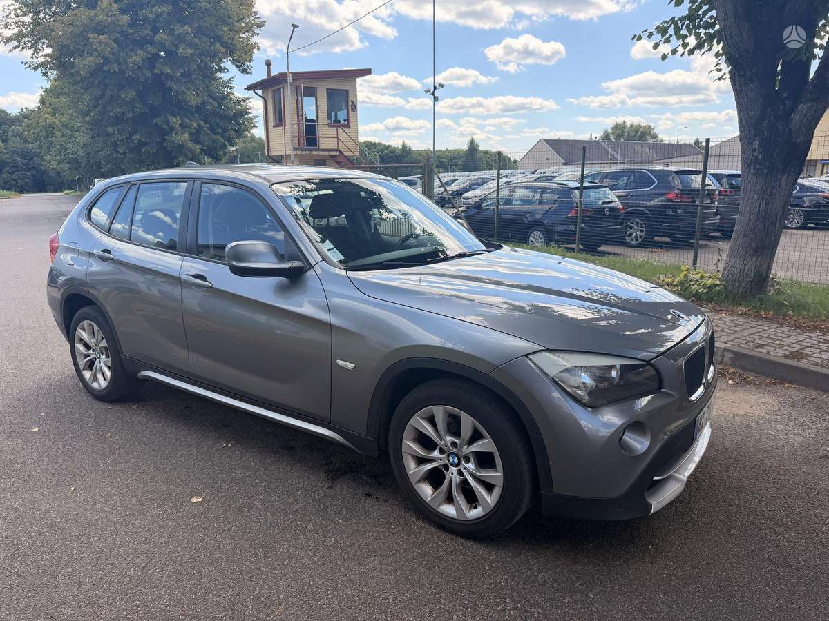 BMW X1, 2.0 l., Хэтчбек