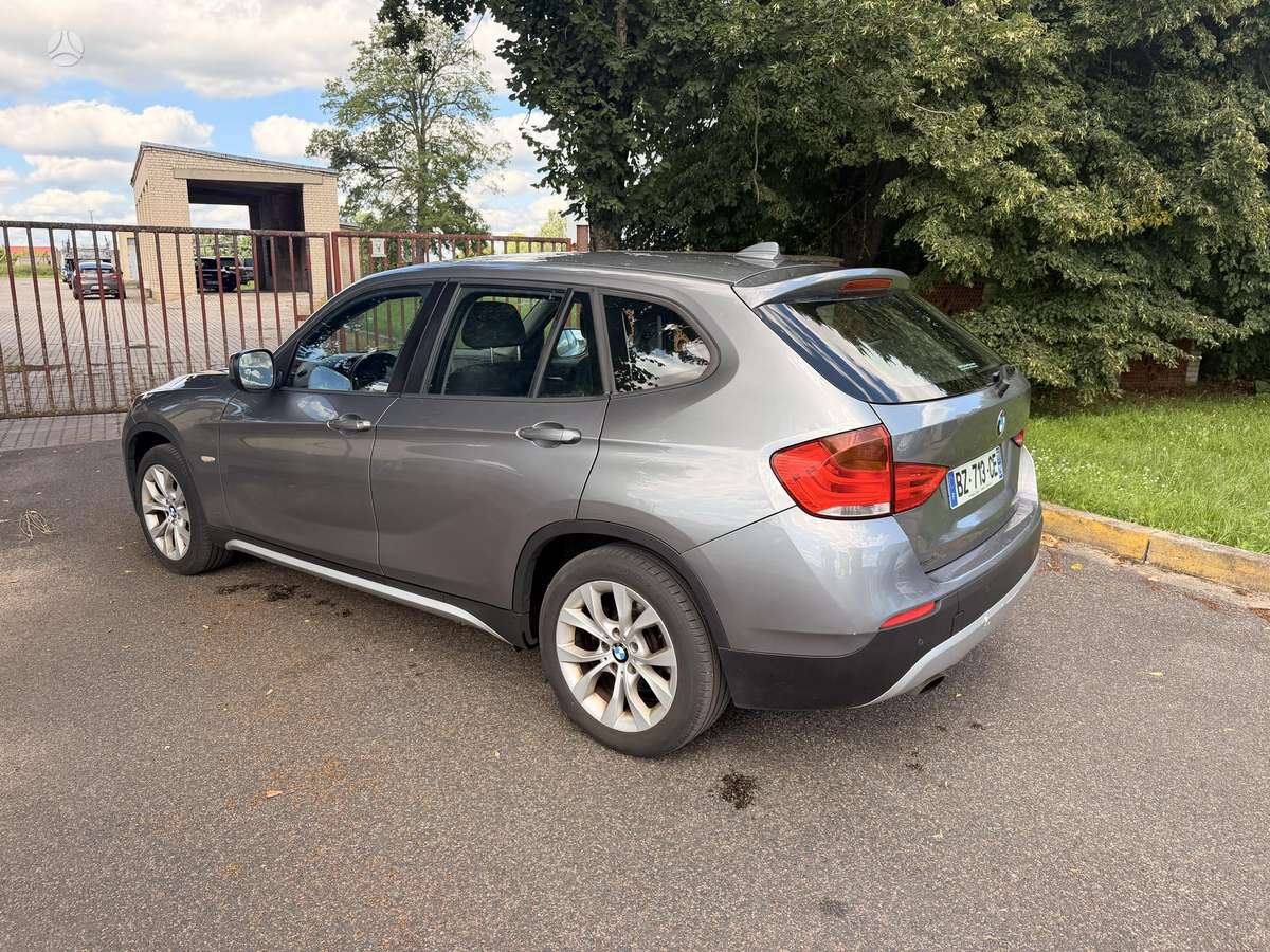 BMW X1, 2.0 l., Хэтчбек