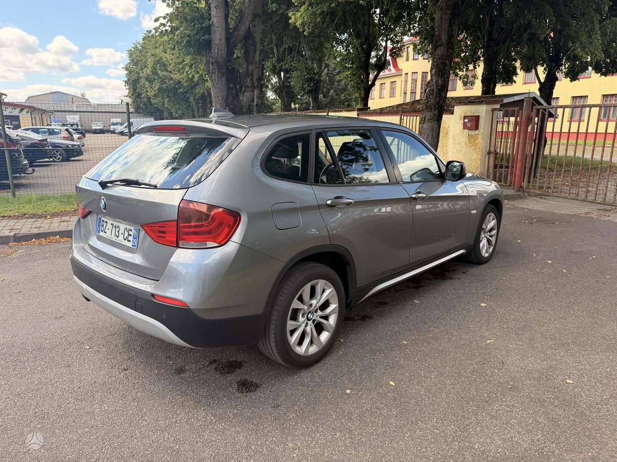 BMW X1, 2.0 l., Хэтчбек