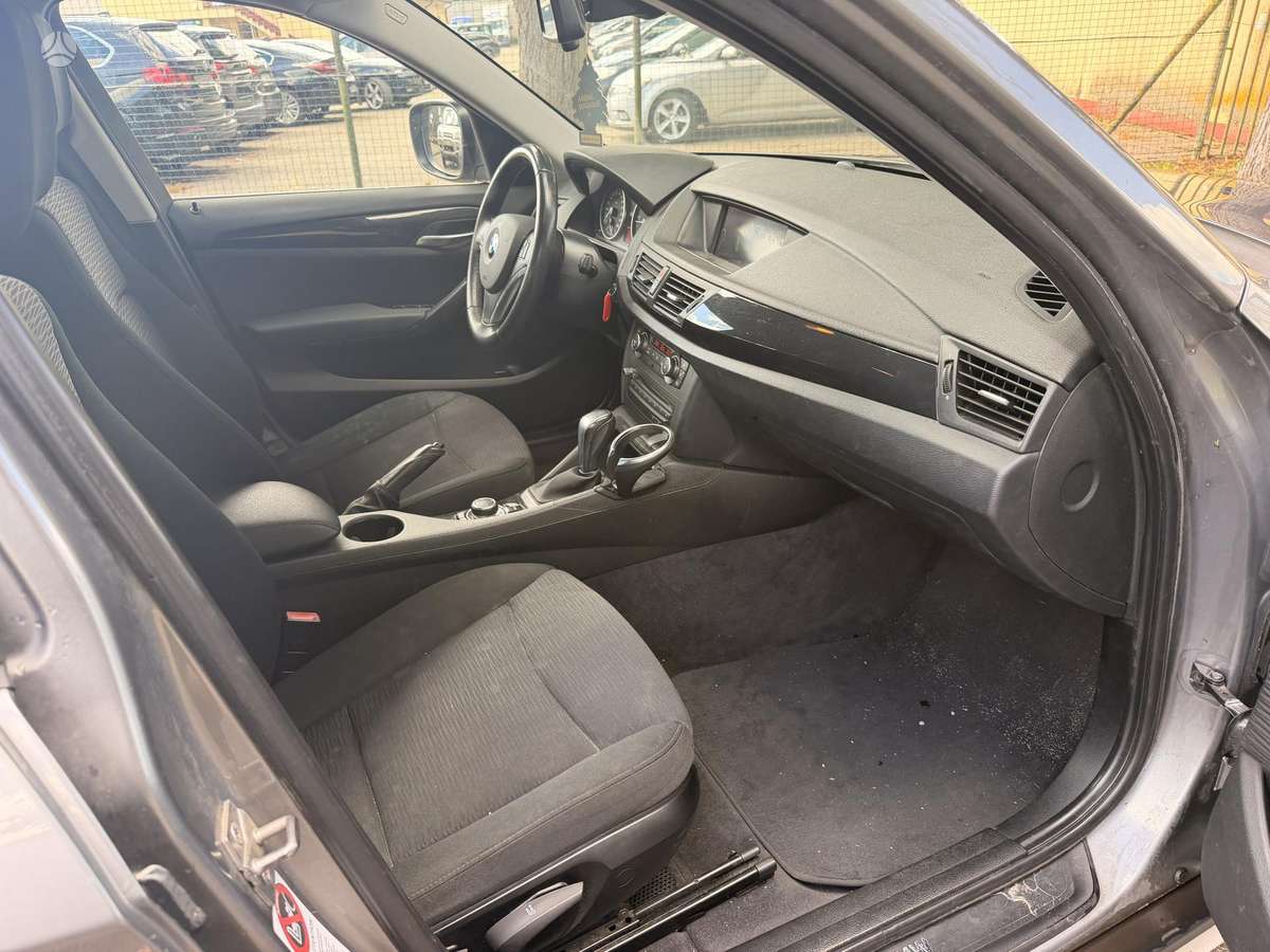 BMW X1, 2.0 l., Хэтчбек