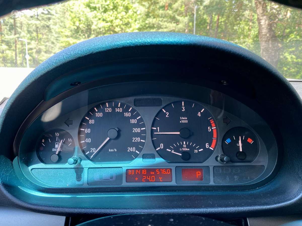 BMW 320, 2.0 l., Седан