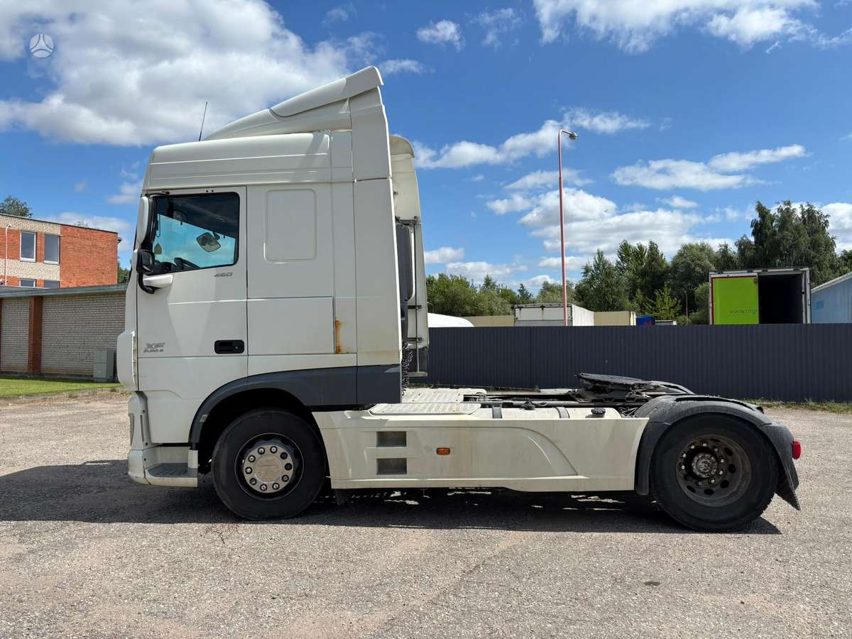 DAF XF460 FT, 2 miegamosios vietos