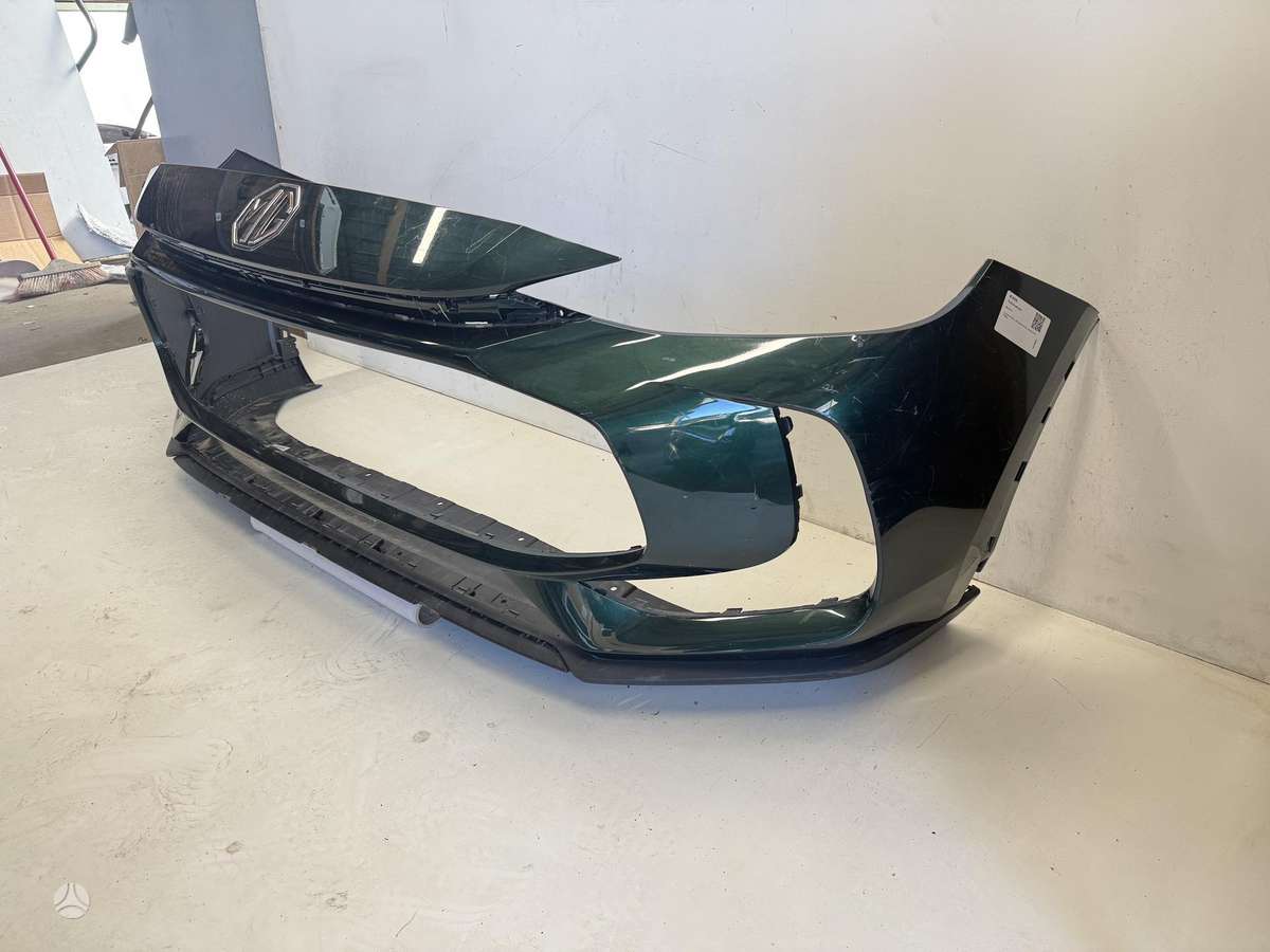 MG ZS bumpers, lights