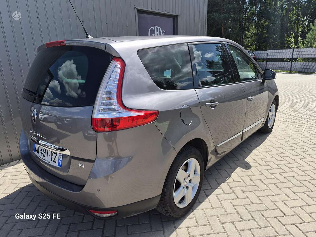 Renault Grand Scenic - 4