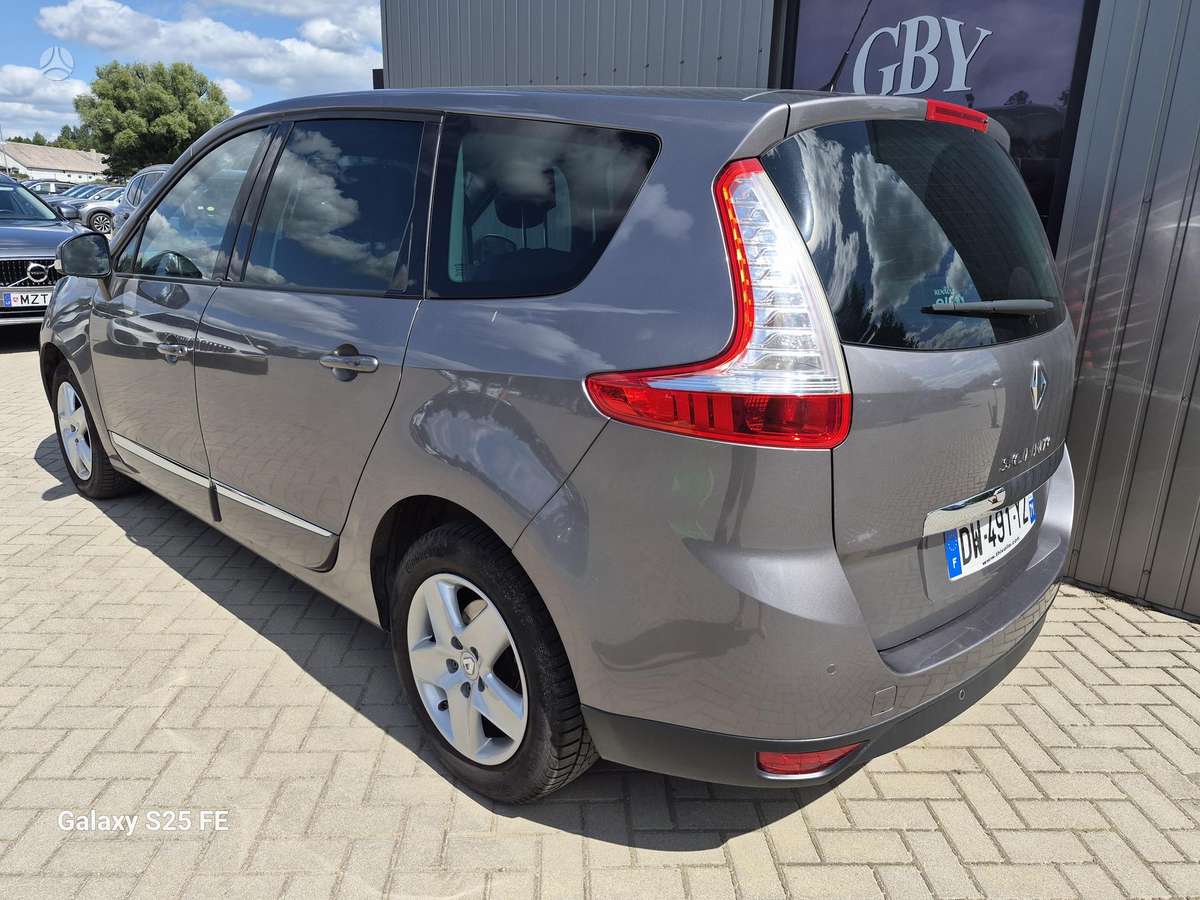 Renault Grand Scenic - 6