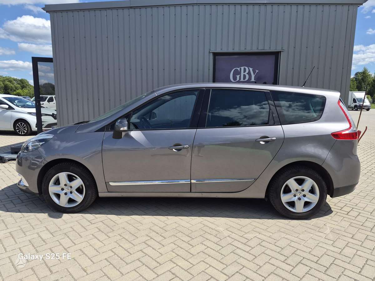 Renault Grand Scenic - 7