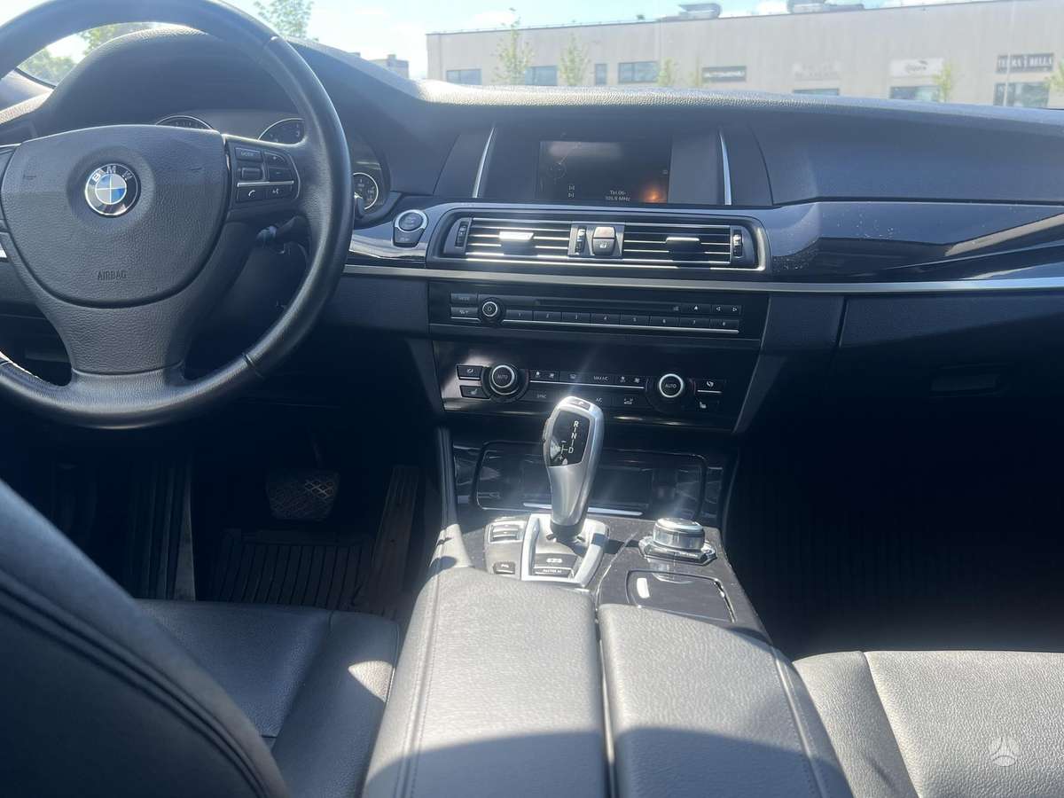 BMW 525, 2.0 l., Универсал