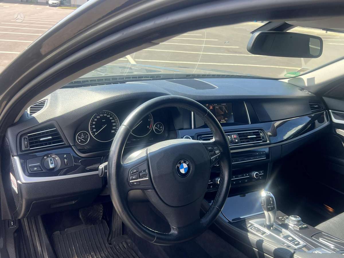 BMW 525, 2.0 l., Универсал