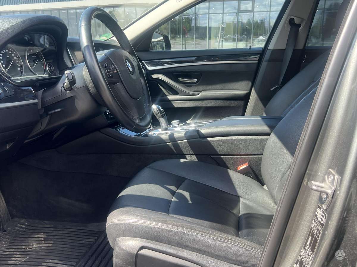 BMW 525, 2.0 l., Универсал