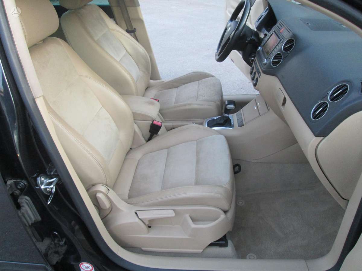 Volkswagen Golf Plus - 10