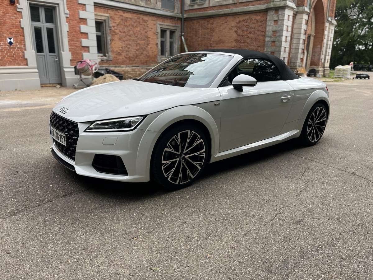 Audi TT, 2.0 l., convertible