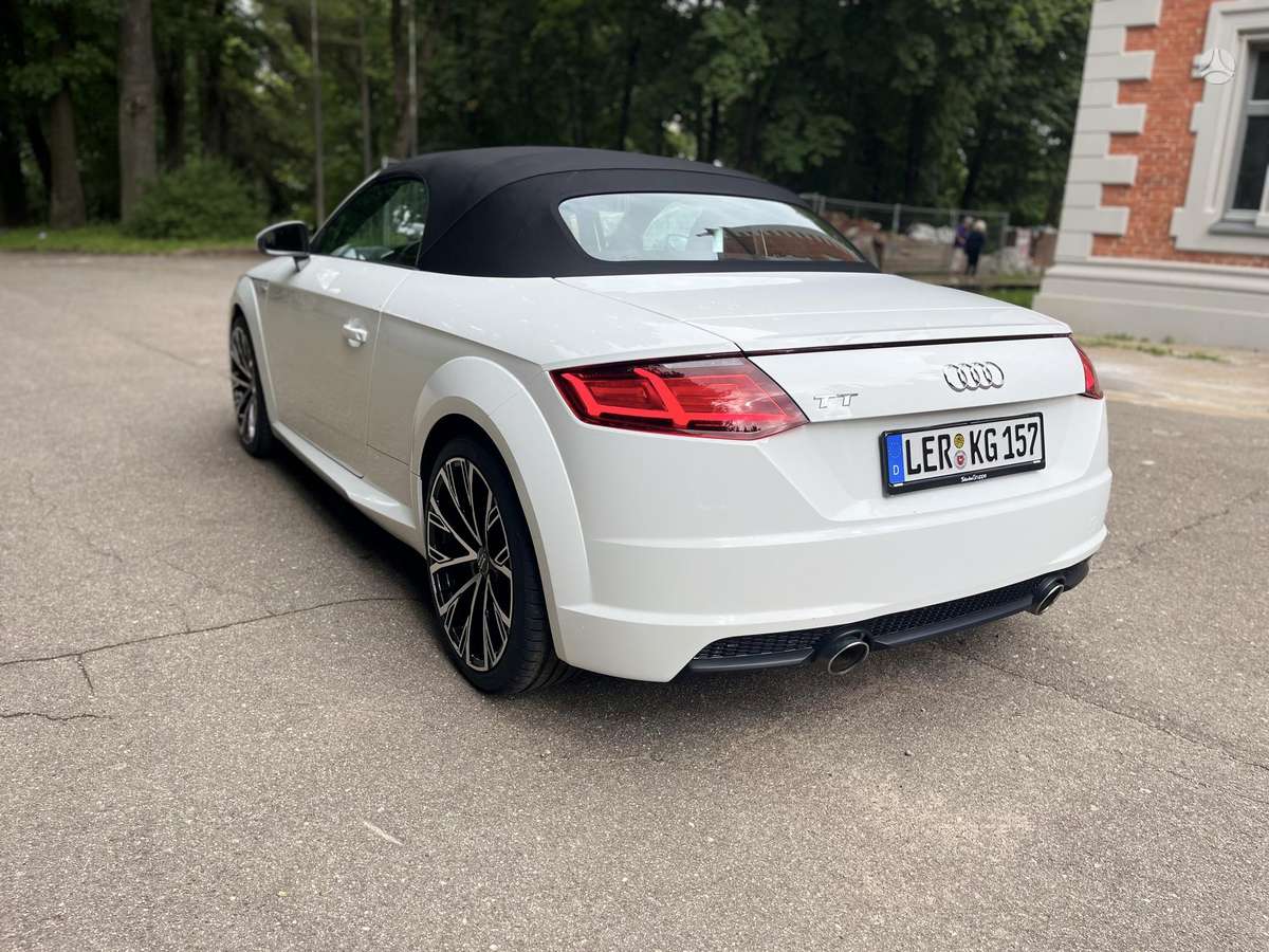 Audi TT, 2.0 l., convertible