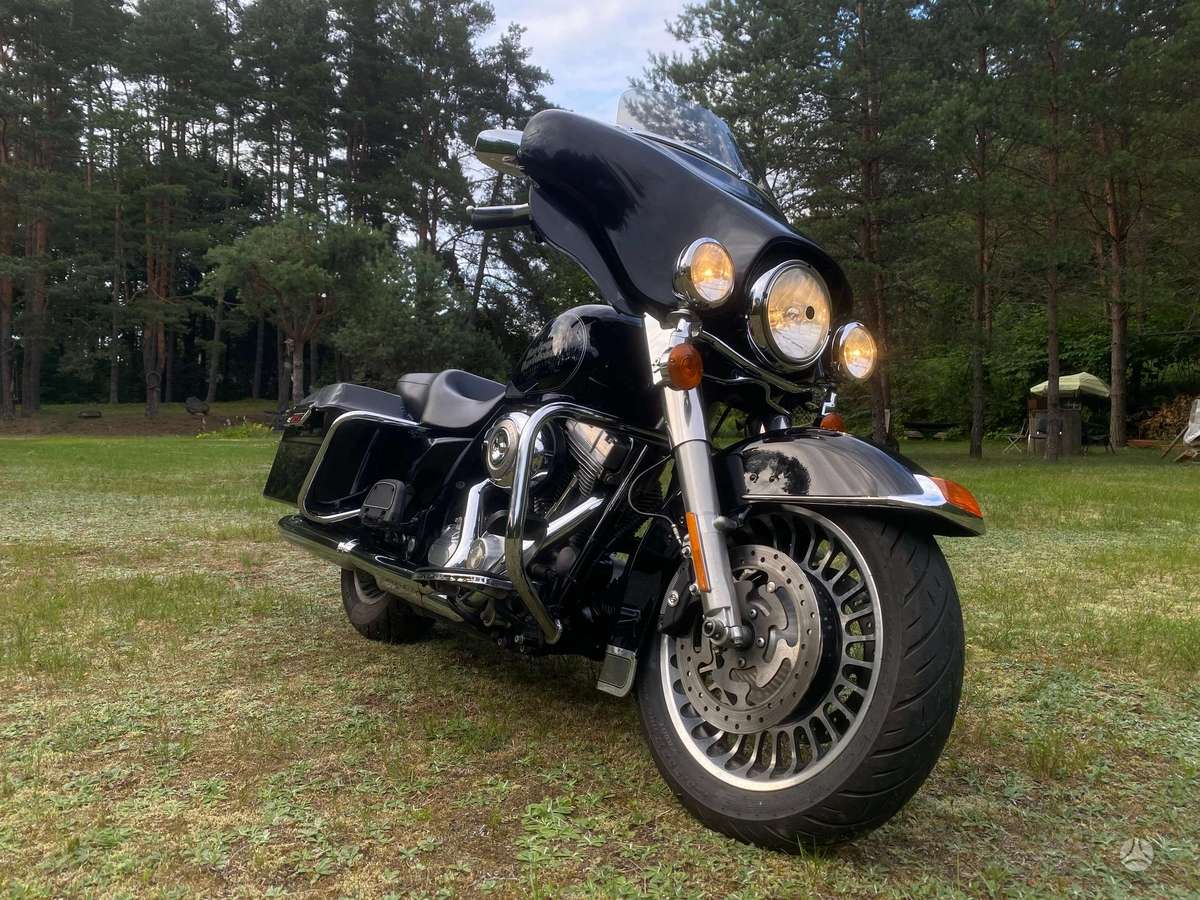 Harley-Davidson FLHT 1584cc, choppers / cruisers / custom