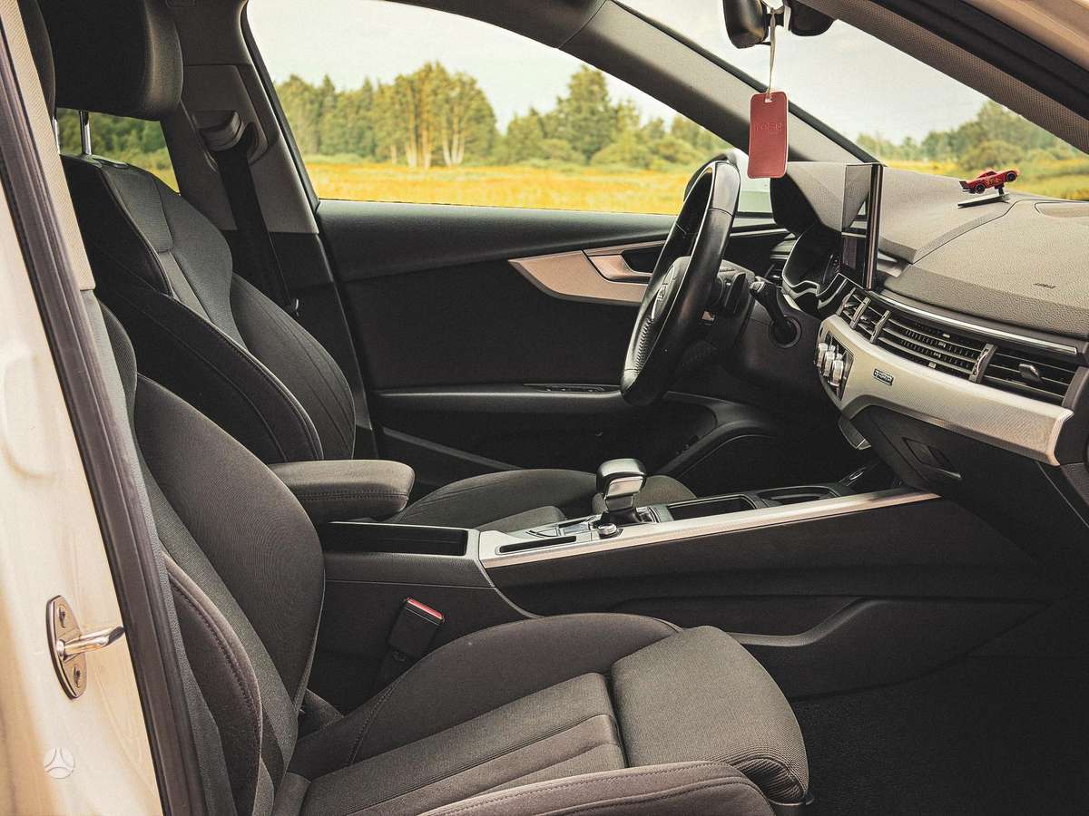 Audi A4, 2.0 l., Универсал