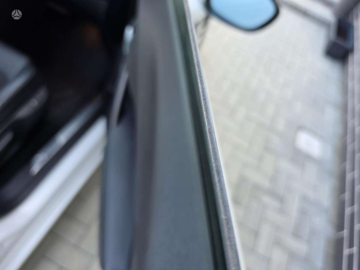 Citroen DS5, 1.6 l., hatchback