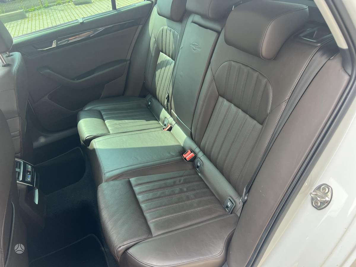 Skoda Superb, 2.0 l., Универсал