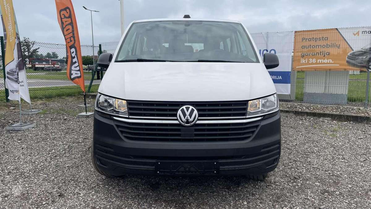 Volkswagen Caravelle - 7