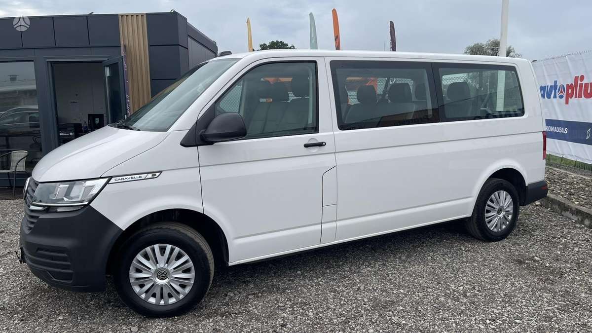 Volkswagen Caravelle - 9
