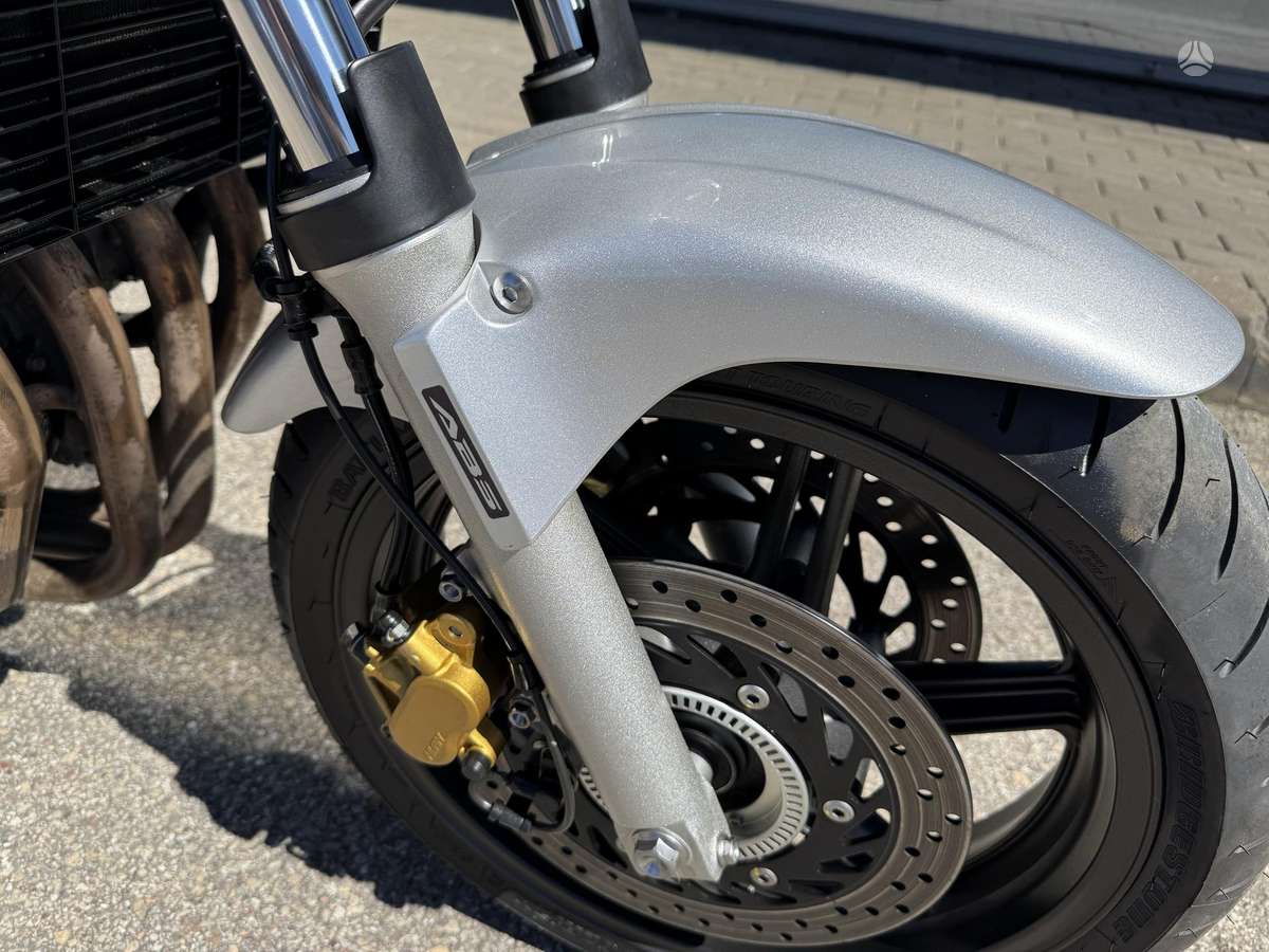Honda CBF 600cc, street / classic