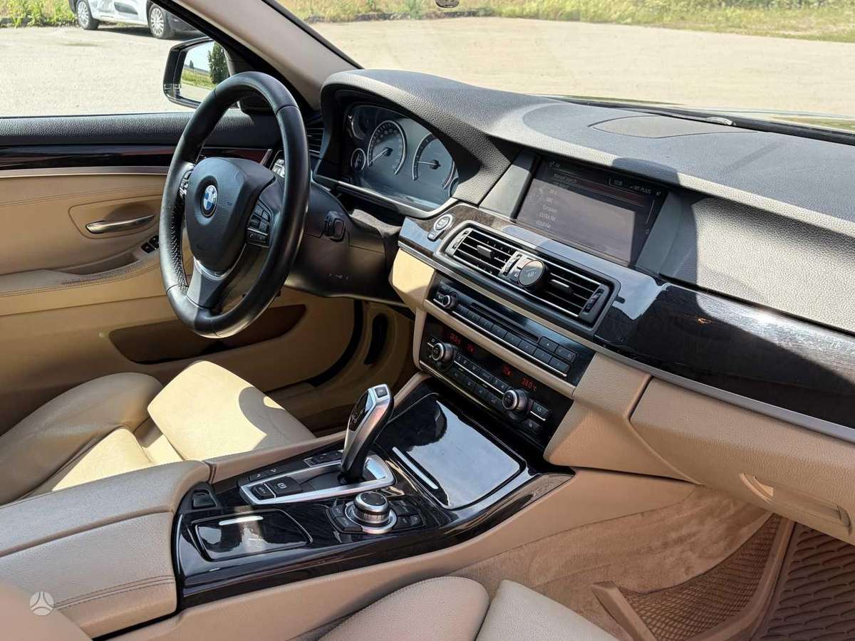 BMW 525, 2.0 l., Универсал