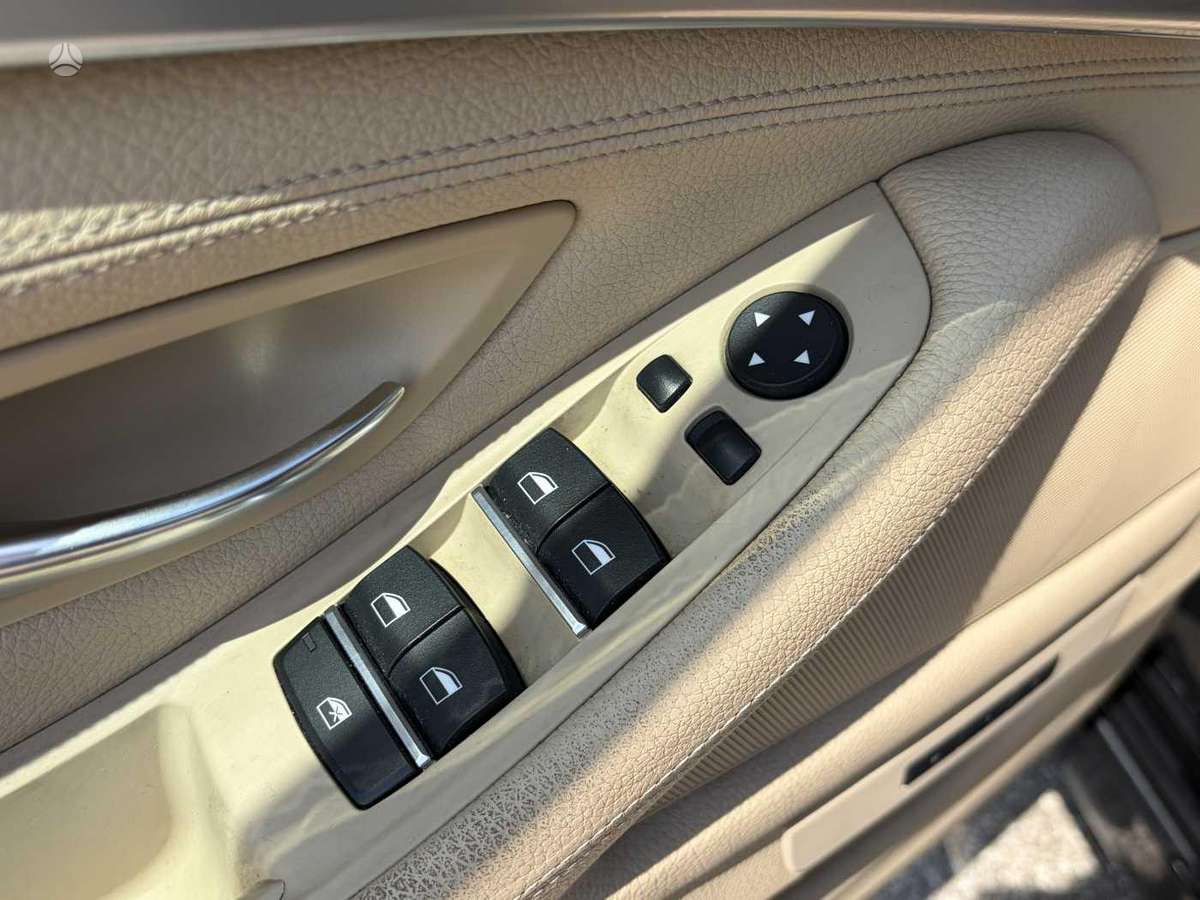 BMW 525, 2.0 l., Универсал