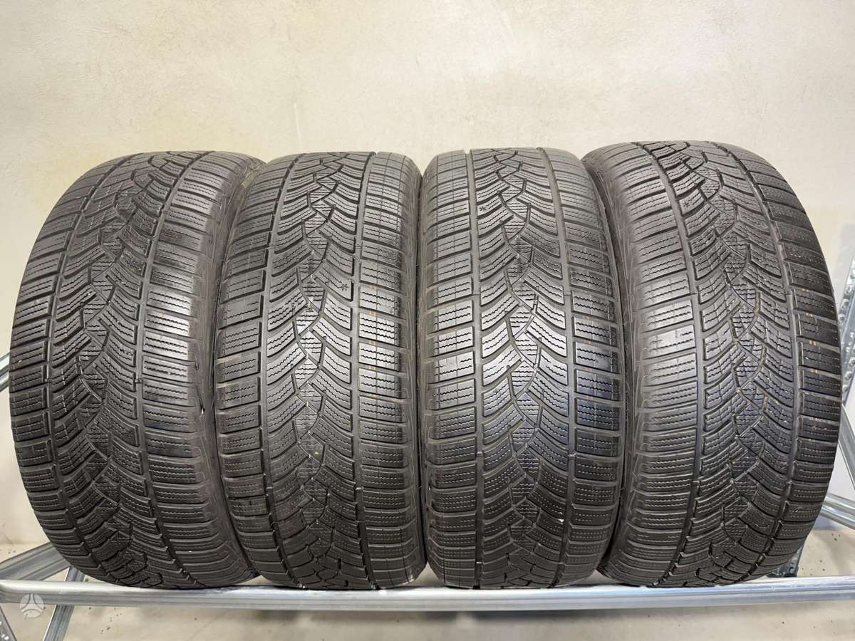 Goodyear Ultragrip performance//2024m, winter 225/45 R18