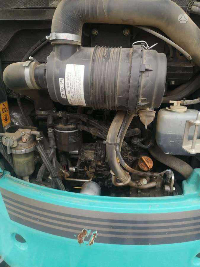 Kobelco SK28SR-6E, ekskavatoriai