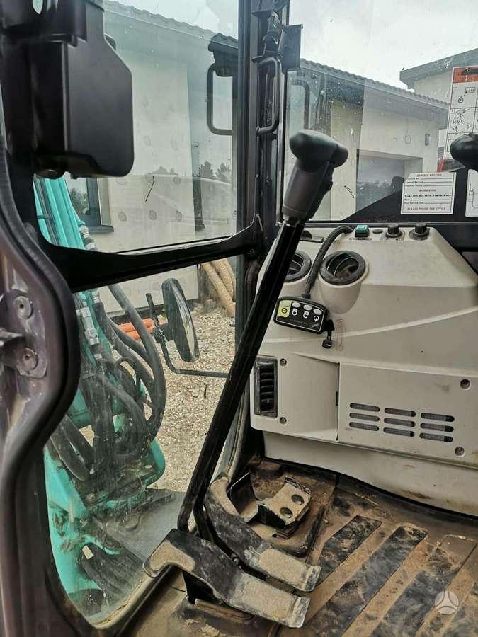 Kobelco SK28SR-6E, excavator