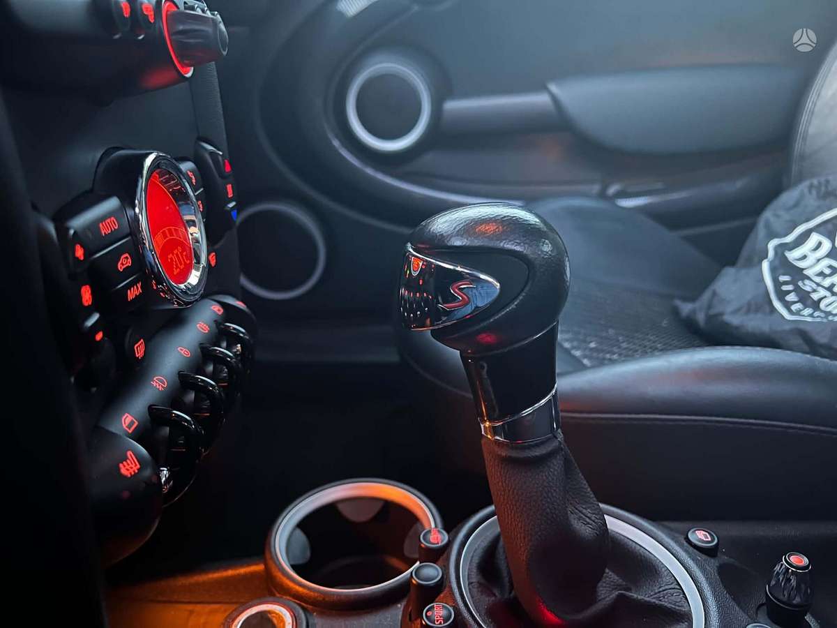 Mini Cooper SD, 2.0 l., coupe