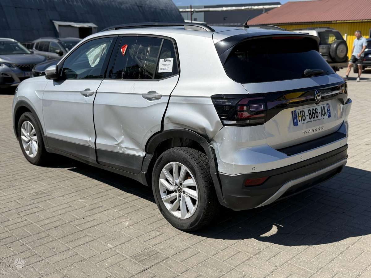 Volkswagen T-Cross - 3