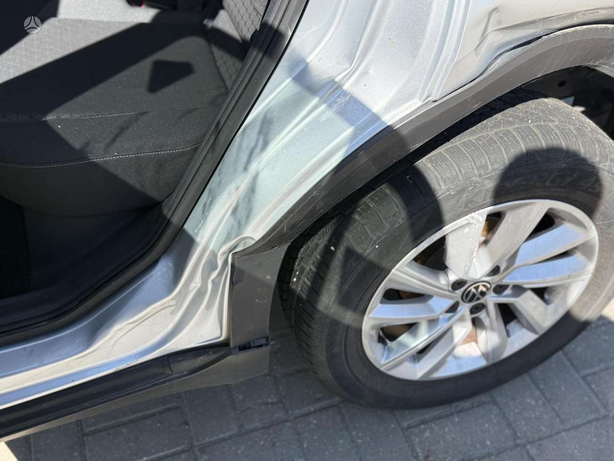 Volkswagen T-Cross - 10