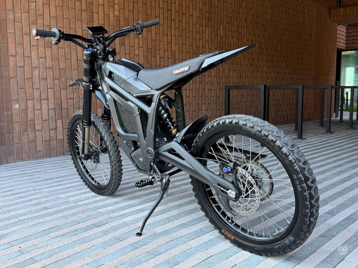 Talaria Sting R MX4, enduro / adventure