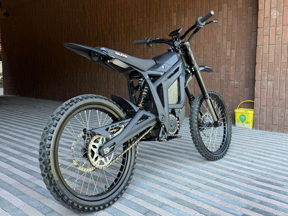 Talaria Sting R MX4, enduro / adventure