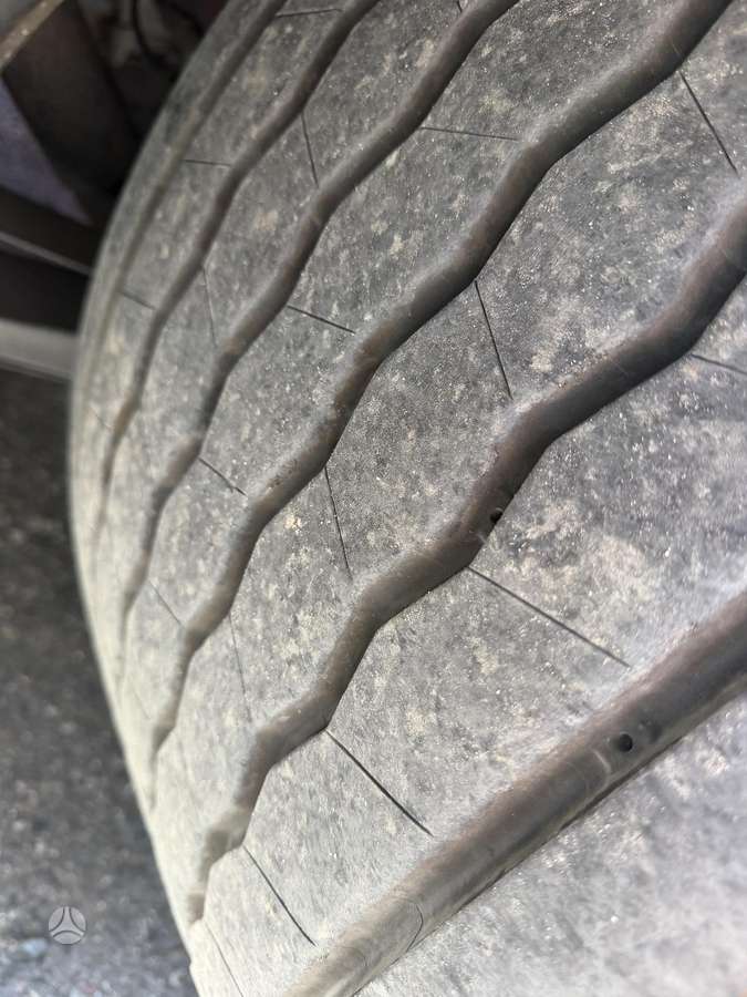 Krone Mega, furgonam