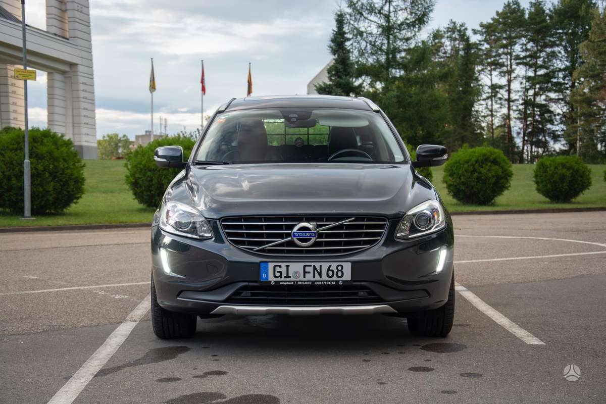 Volvo XC60 - 2