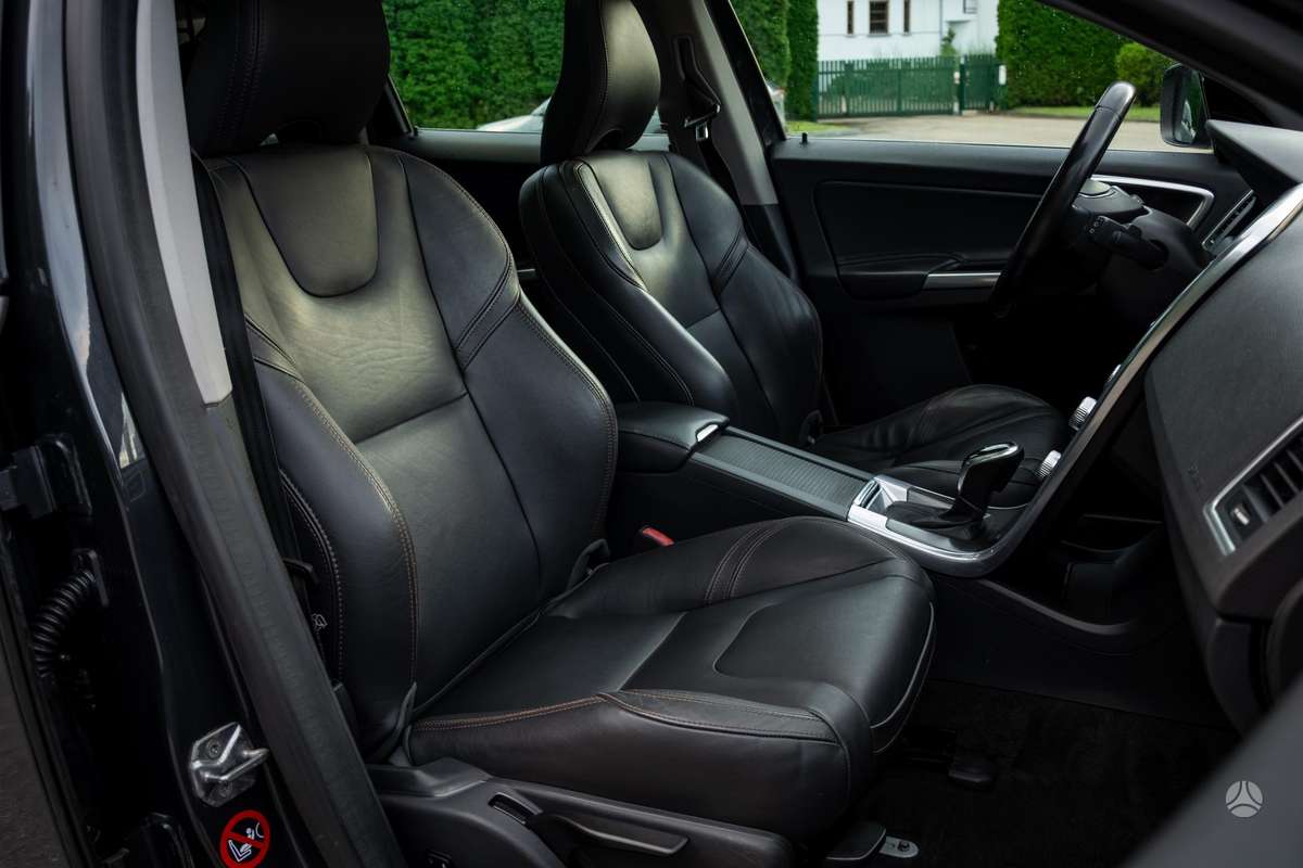 Volvo XC60 - 12