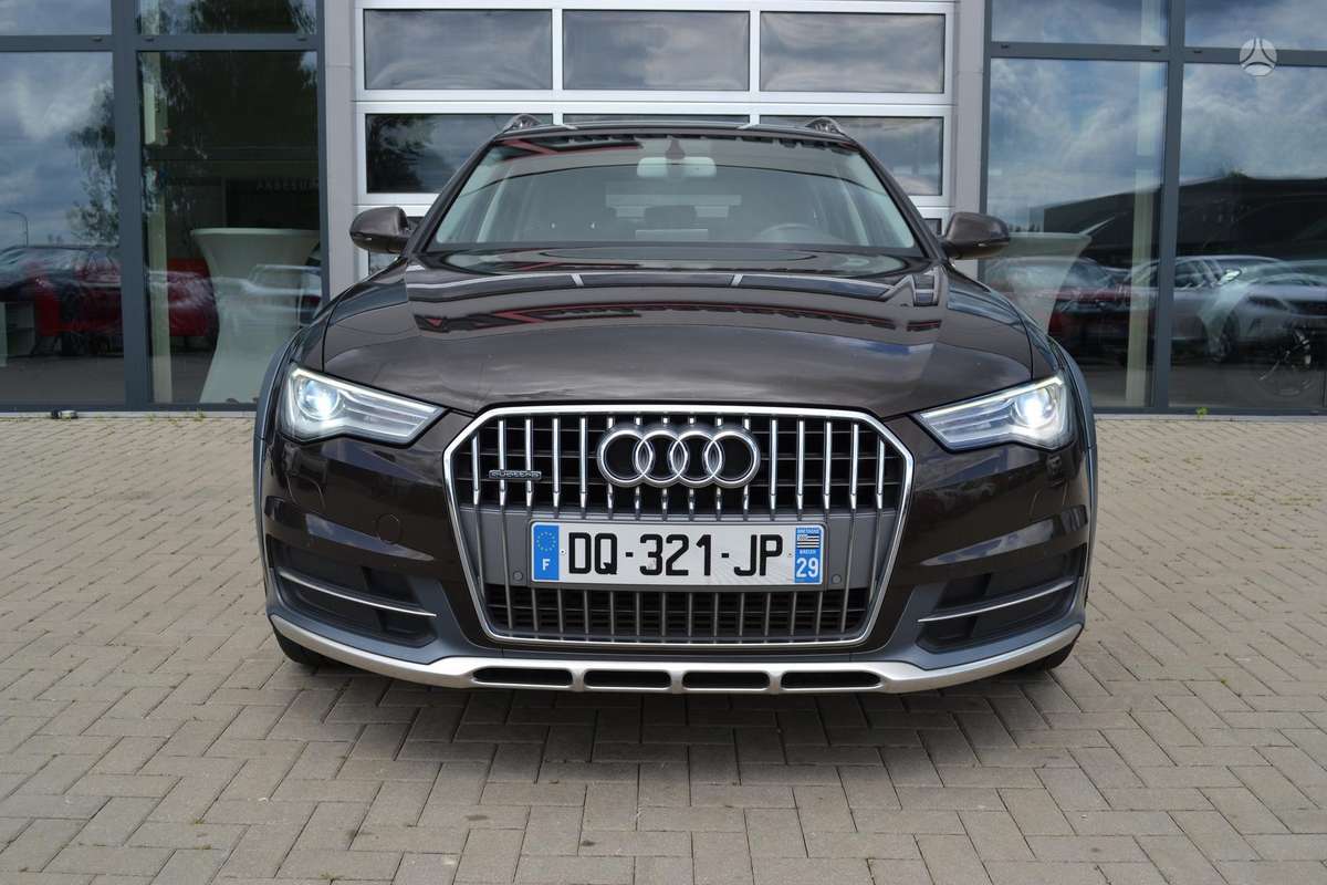 Audi A6 allroad, 3.0 l., Универсал