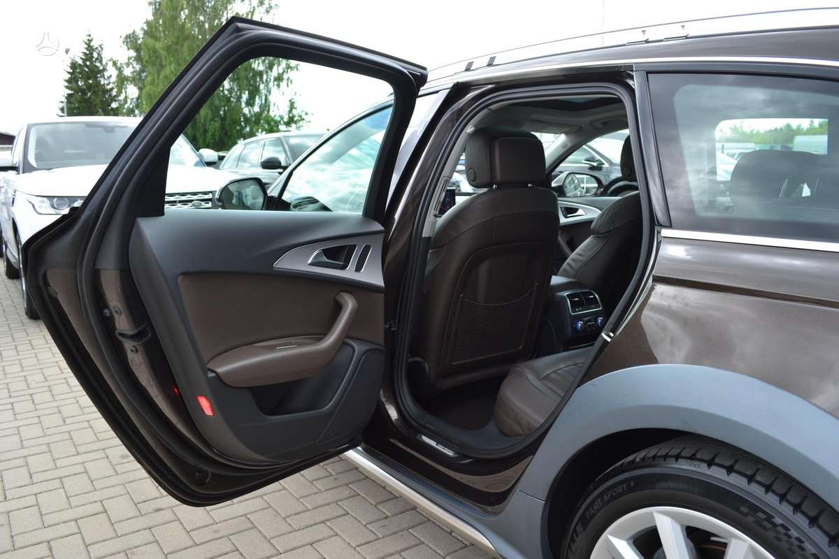 Audi A6 allroad, 3.0 l., Универсал