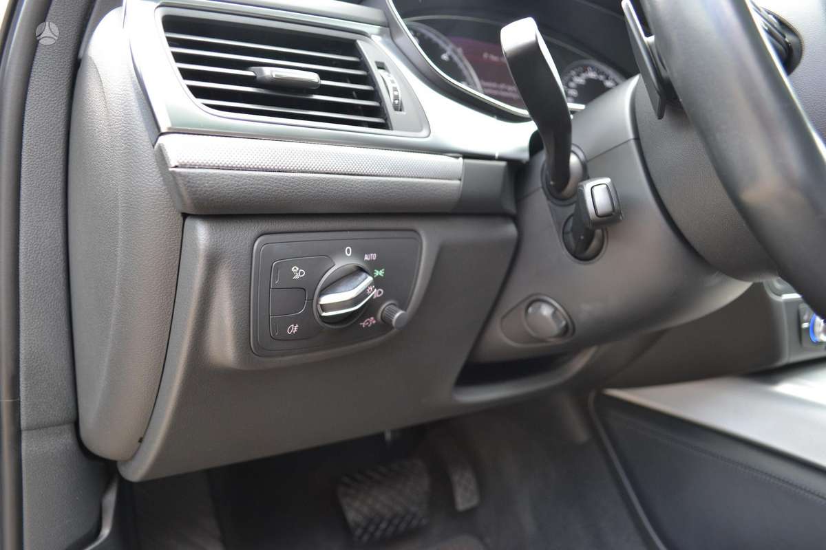 Audi A6 allroad, 3.0 l., Универсал