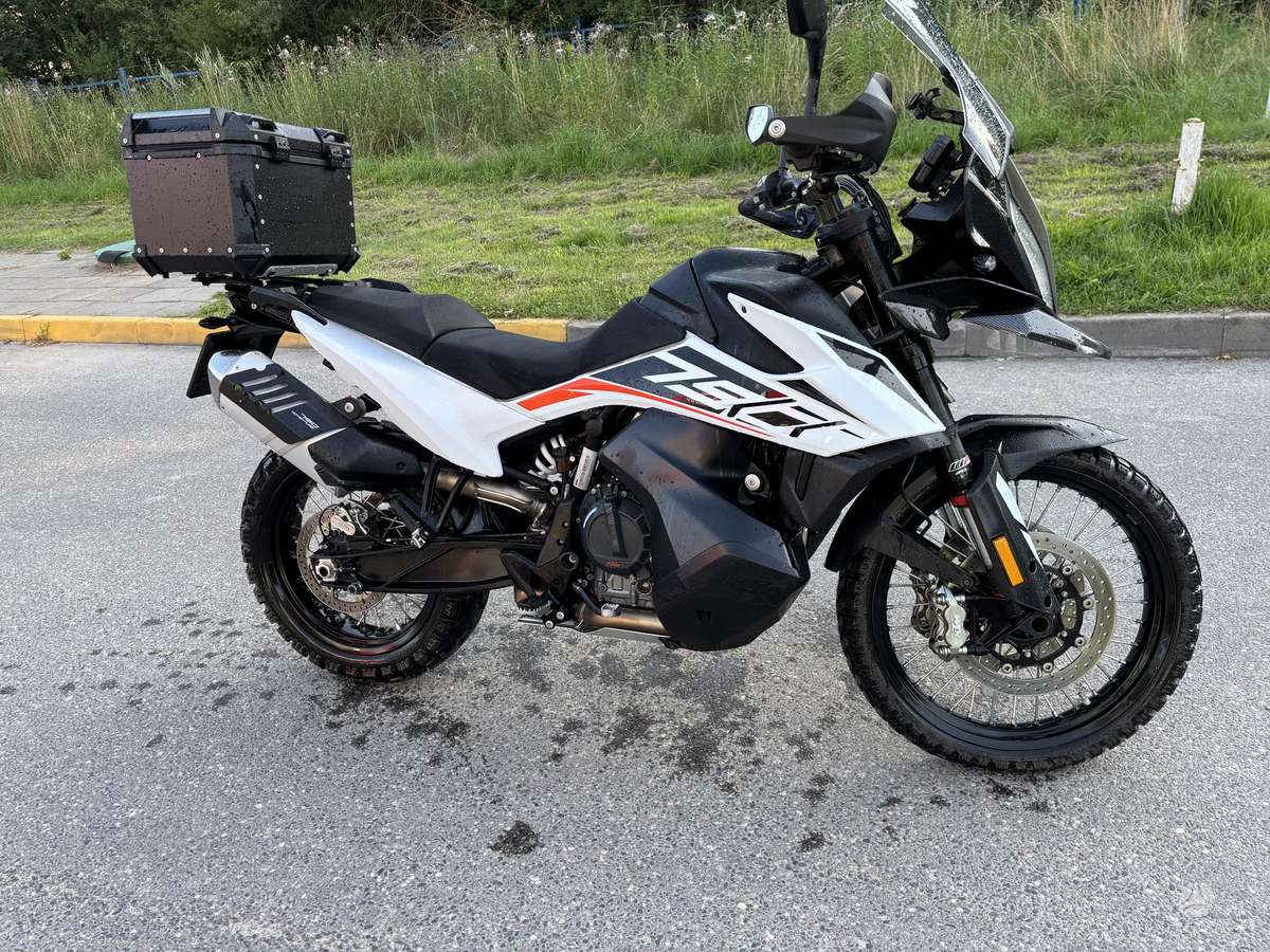 KTM Adventure 799cc, эндуро / adventure