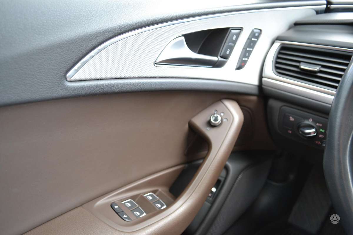 Audi A6 allroad, 3.0 l., Универсал